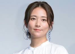 木村文乃：ブルーコーデで美脚ちら見せ 映画タイトルと“リンク”した大人の装い - 毎日キレイ