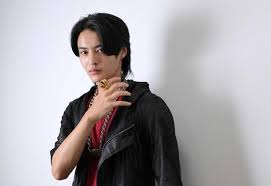 冬野心央 狼のように「オレの獲物だ！」つかんだ主役の座 戦隊ゴジュウジャーレッドのゴジュウウルフで大暴れ/芸能/デイリースポーツ online