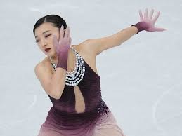 フィギュアスケート - 坂本花織は涙の銀メダル、コーチと抱擁 わずかなミスで1位に届かず | 4years. #学生スポーツ