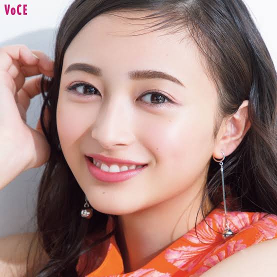 乃木坂46井上和】「眉の太さの正解がわかりません！」プロが教える答えは？【2023夏の新作コスメ】－美容メディアVOCE(ヴォーチェ)